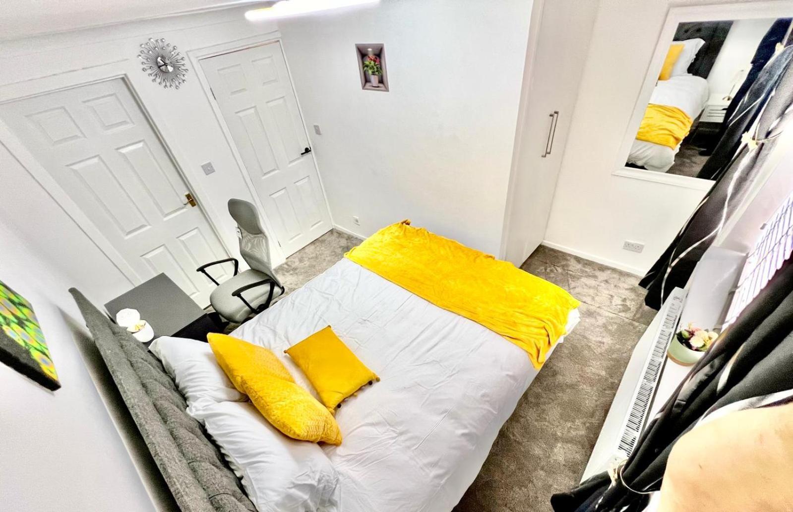 Home Away From Home Bury  Eksteriør bilde